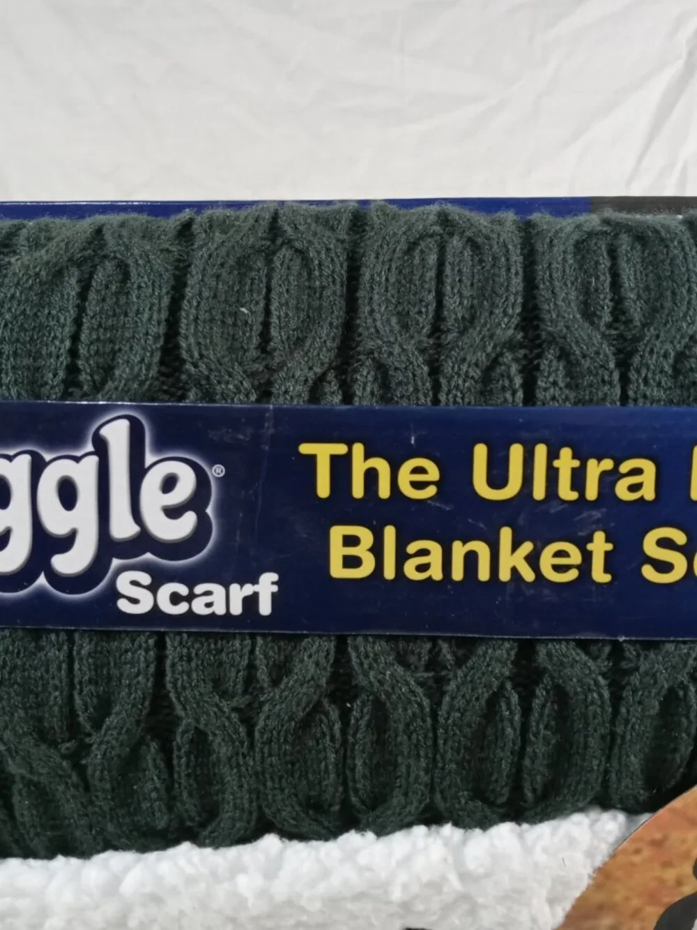 Huggle Scarf Charcoal Gray Ultra Plush Blanket Scarf One Size Fits All New Cond